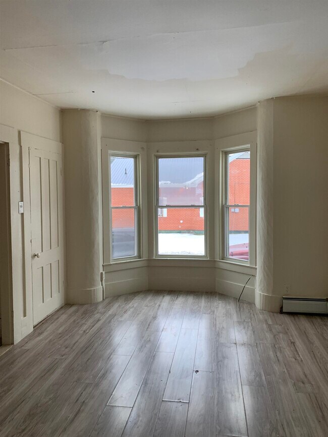 Photo - 22 Water St Unit A