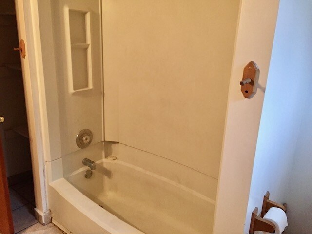 Photo - 498 Fern Dr