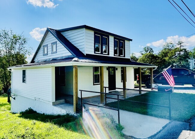 Building Photo - 170 Georgetown Rd Rental