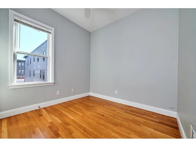 Photo - 5 Transit St Unit 2