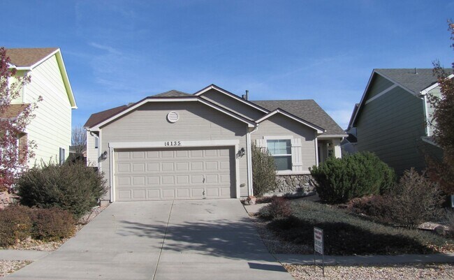 Beautiful 3 Bedroom Rancher in Stetson Hills - Beautiful 3 Bedroom Rancher in Stetson Hills House