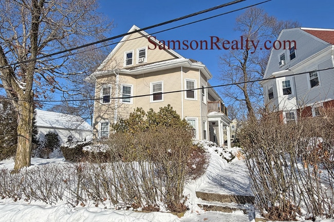 Photo - 135 Glenwood Ave Unit 2