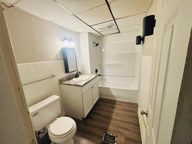 Photo - Huge 5BD Two Story Apartment Blocks from D... Unit Apt 7