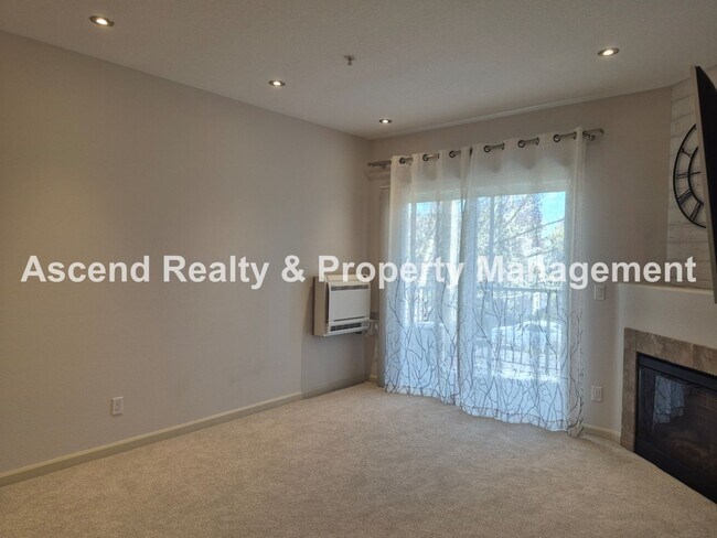 Photo - 2Bed/2Bath Tanasbourne Condo Quiet Location MiniSplit AC Assigned Parking Space Water & Garbage I...