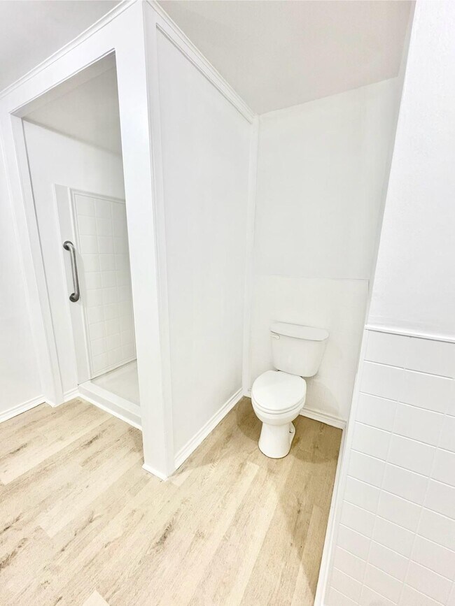 Photo - 2108 Horn Rd