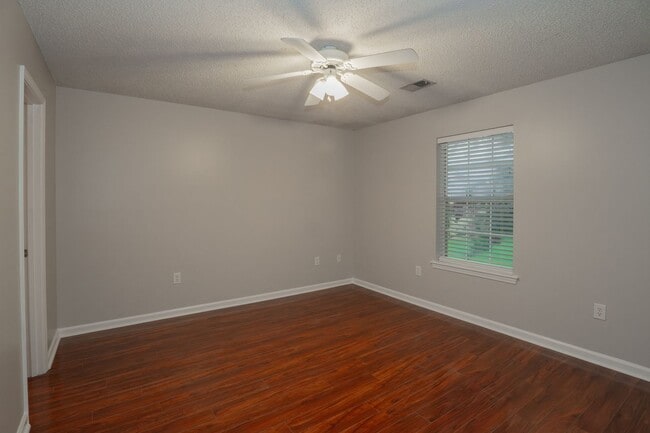 Photo - Updated 3 Bedroom Home in Cabot