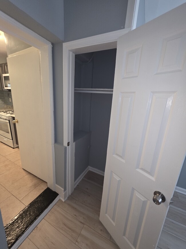 Photo - 1212 Holbrook St NE Unit #2