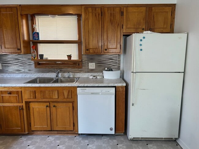 Photo - 104 8th St NW Unit 1