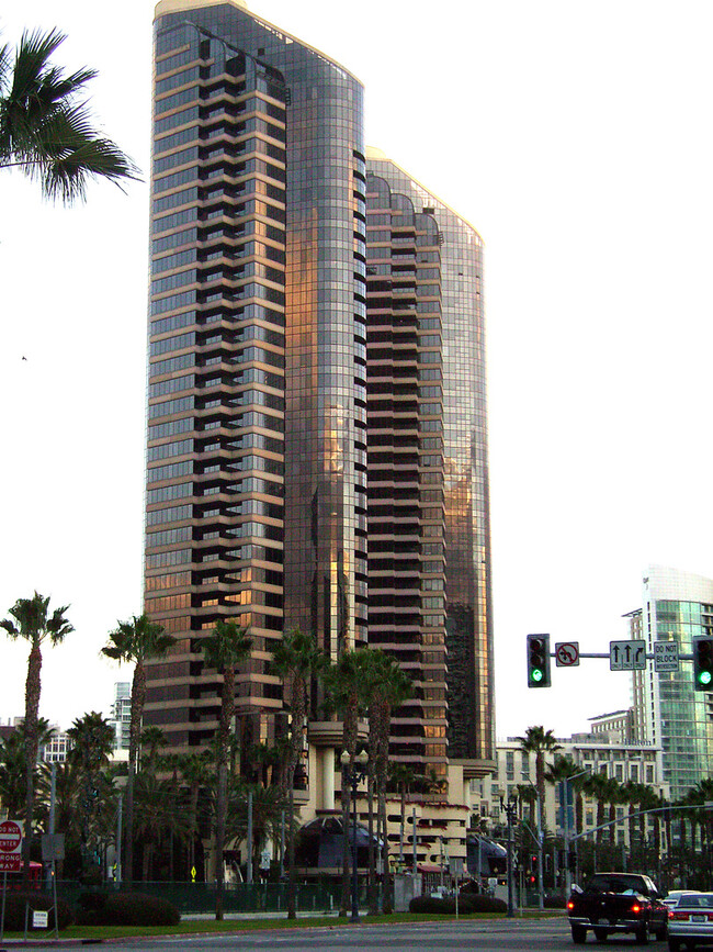 Stunning Harbor Club Luxury Condo with Pan... - Stunning Harbor Club Luxury Condo with Pan...