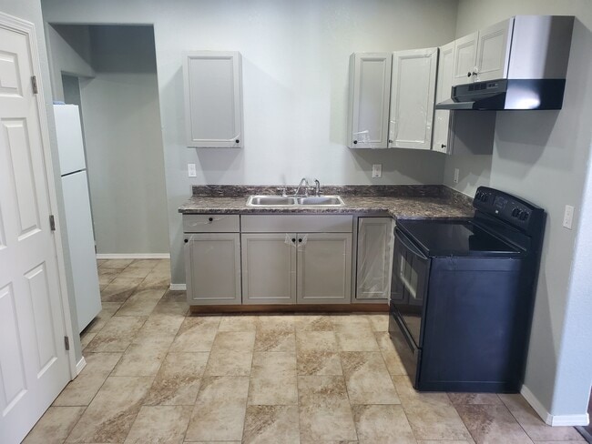 Photo - 535 S Grant Ave Unit Apt A