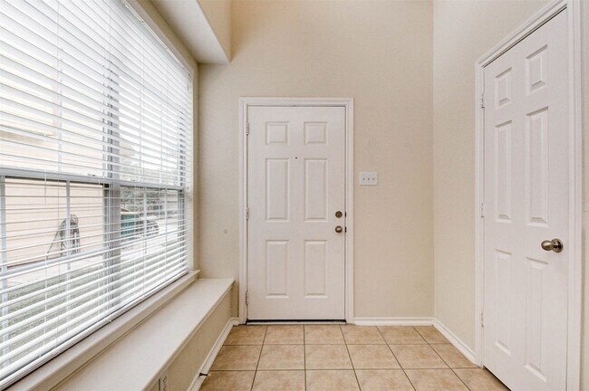 Photo - 87 N Burberry Park