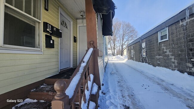 Photo - 310 N Main St Unidad 3