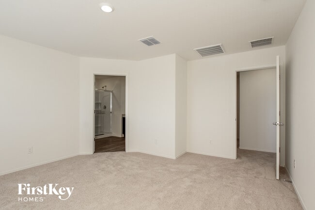 Photo - 8434 S 258th Dr