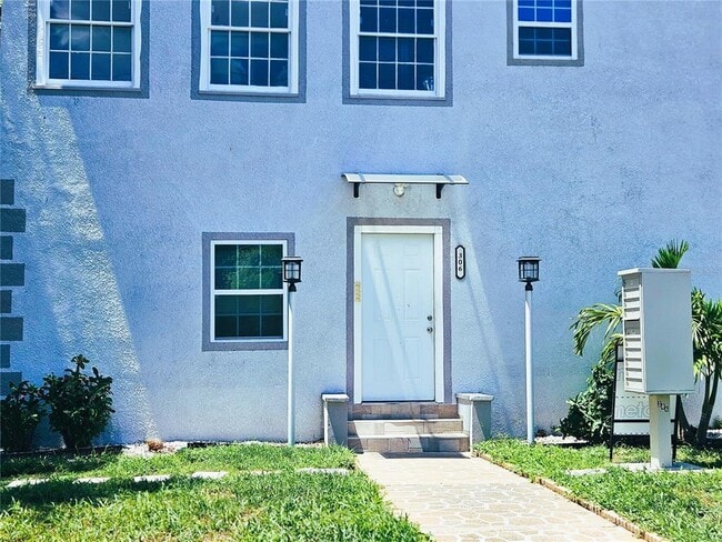 Photo - 306 Turner St Unit 6