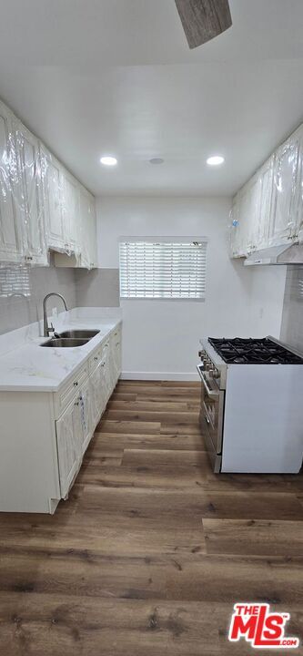 Photo - 2641 S La Salle Ave Unidad 5