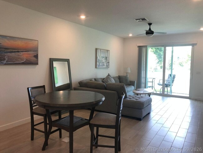 5665 Divine Dr