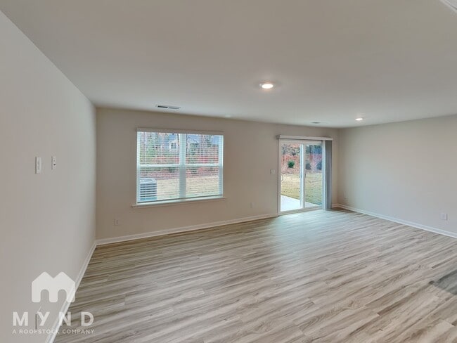 Photo - 4137 Lurelin Rd