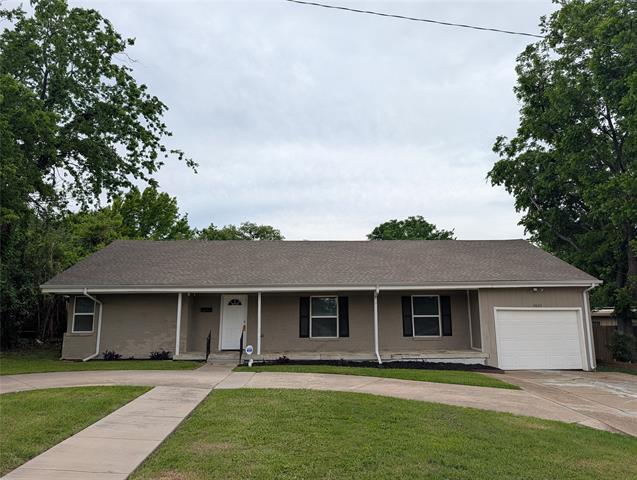 Building Photo - 4804 Trail Lake Dr