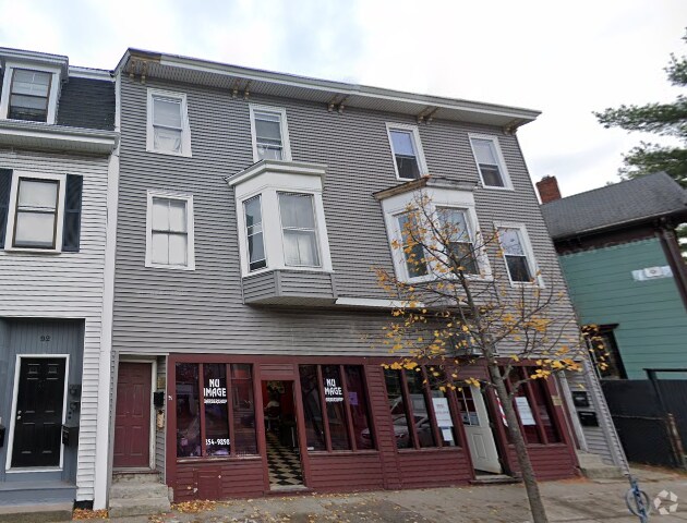 Building Photo - 94 River St Unit 2 Rental