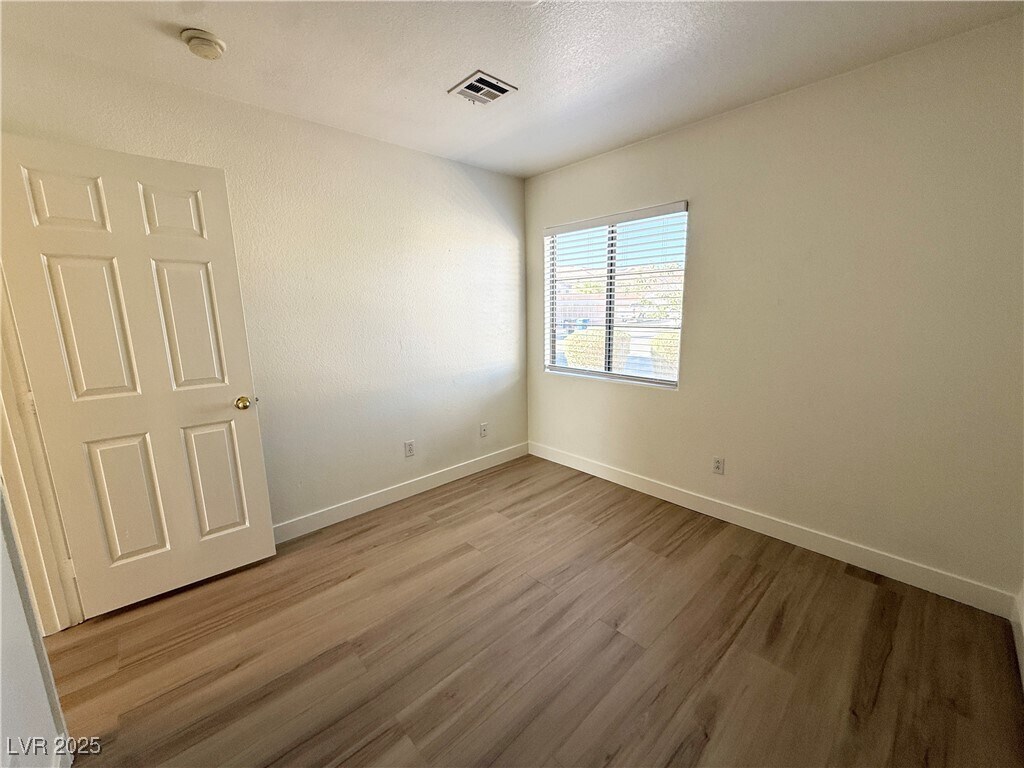 Photo - 5718 Royal Sands St