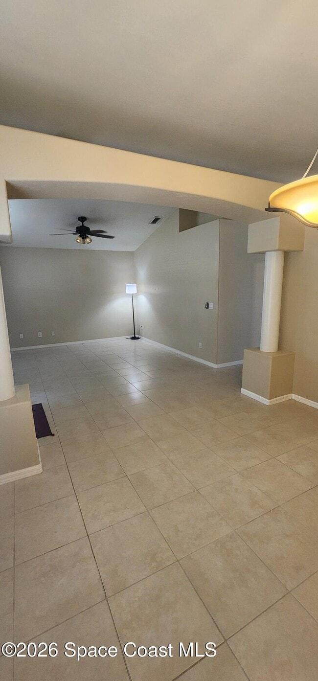 3800 Sunbeam Ct