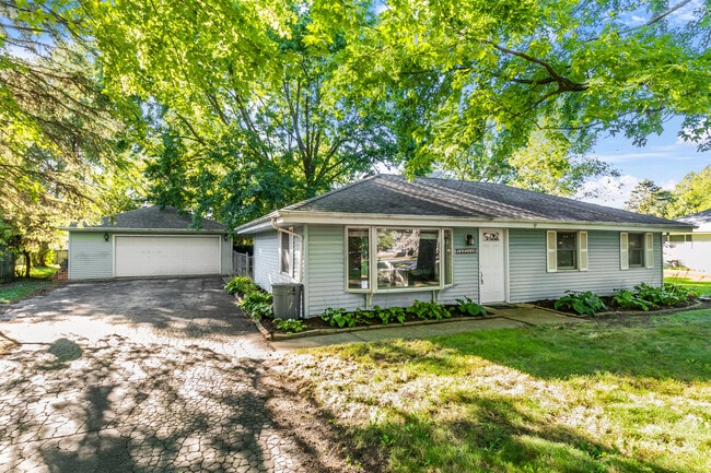 Building Photo - 16340 S McGrath Dr