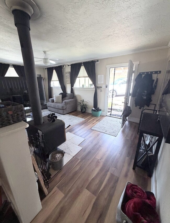 Photo - 1244 La Barr Mdws Rd