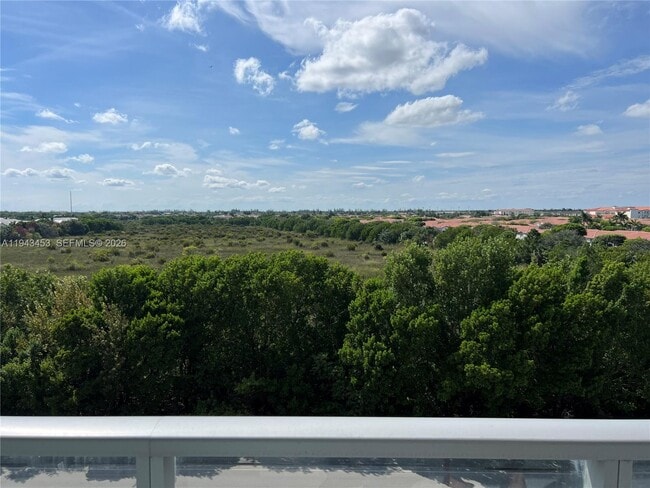 Building Photo - 7825 NW 107th Ave Unit 514