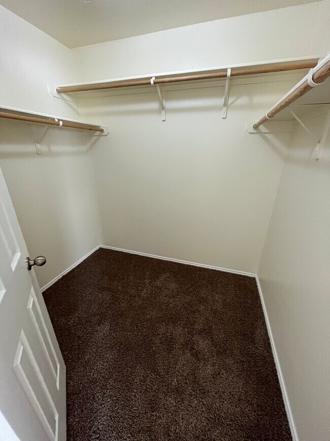 824 Sugar Brook Dr