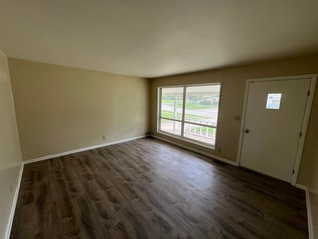 Photo - 1923 Beverly Ct