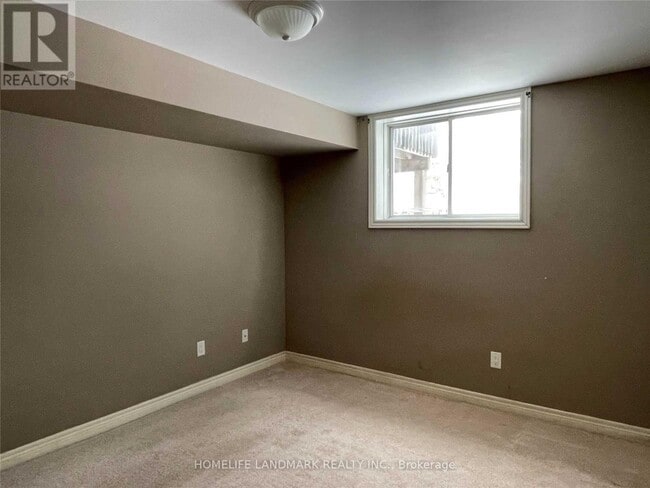 Photo - 23 Loon Ave