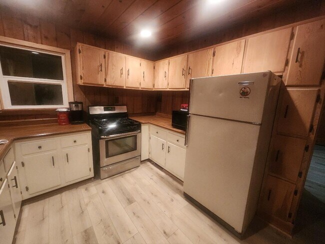 Photo - 26251 Alpine Ln