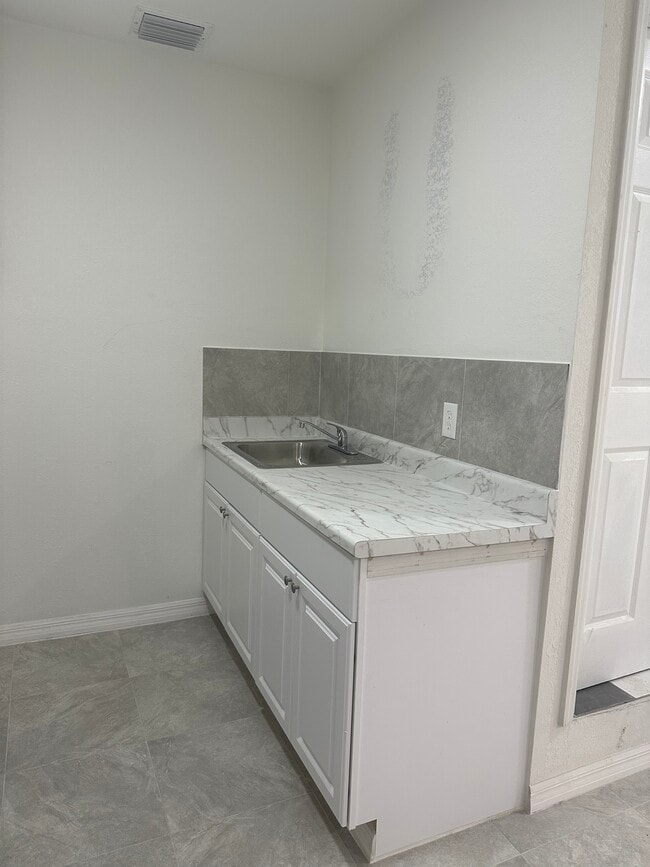 Photo - 9860 SW 161st Ave