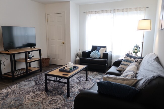 Living Room - Orchard Trails