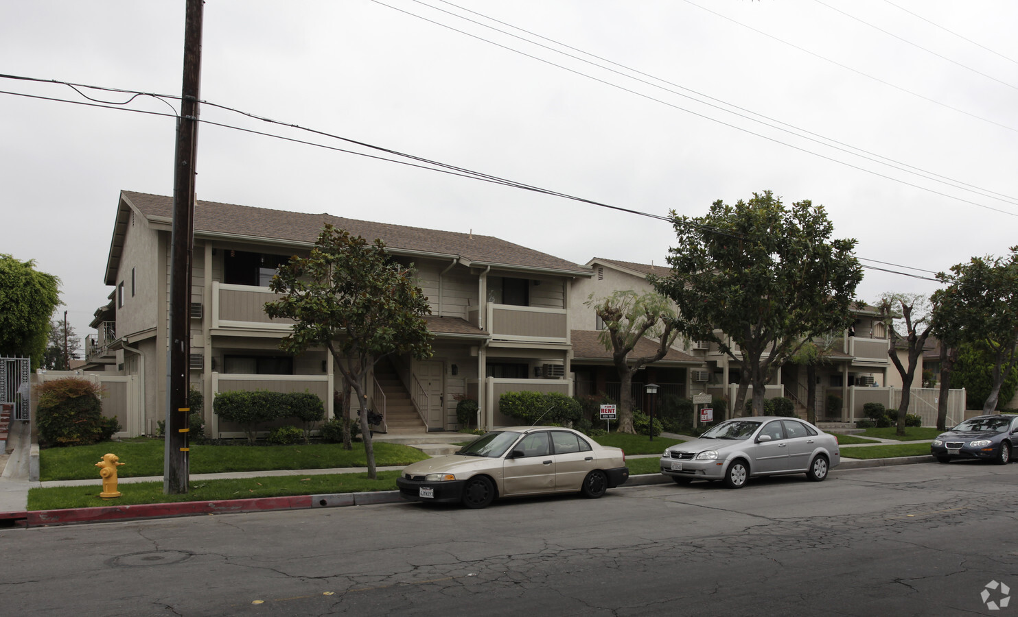Woodside Apartments - Woodside Apartments