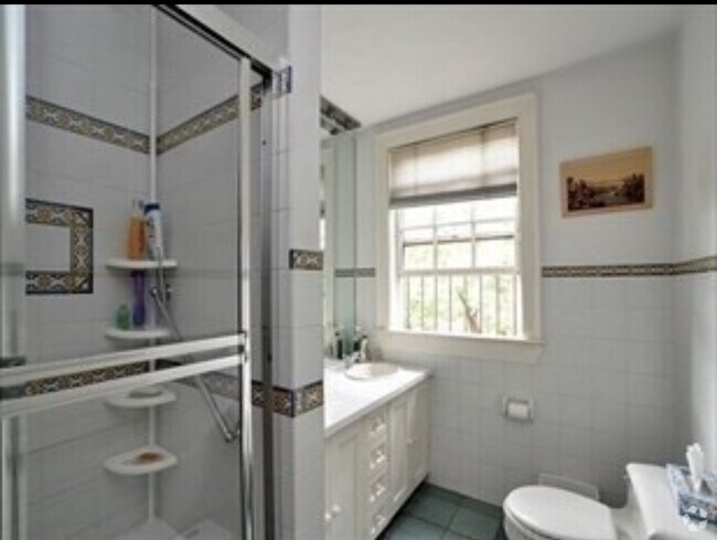 Building Photo - 24 Fayette St Unit 24 Rental