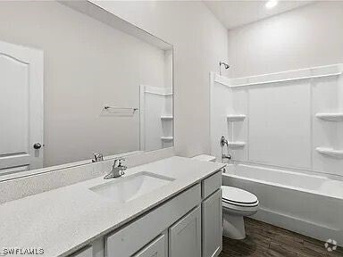 Building Photo - 209 SE 26th Terrace Rental