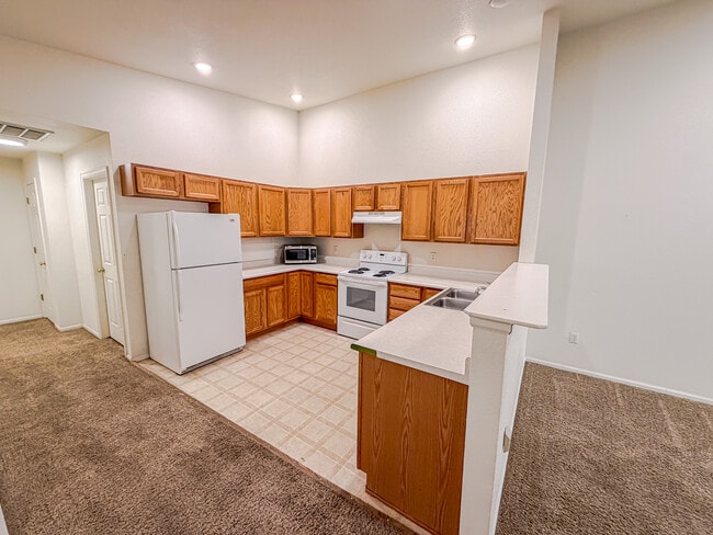 Photo - 313 Hunters Way