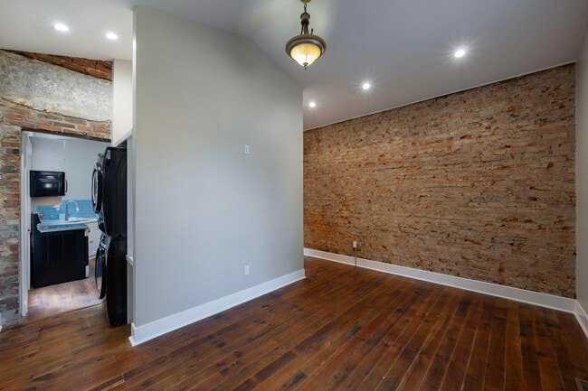 Photo - 513 Pershing Ave