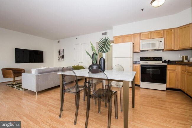 Photo - 1030 N 2nd St Unit 203