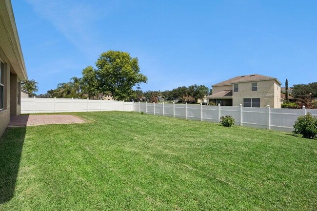 Photo - Spacious 4-Bedroom Gem with 3 Baths and 3643 Sq Ft of Comfort in Clermont!