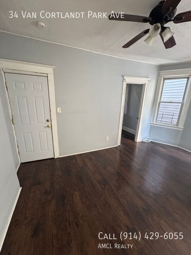 Photo - 34 Van Cortlandt Park Ave