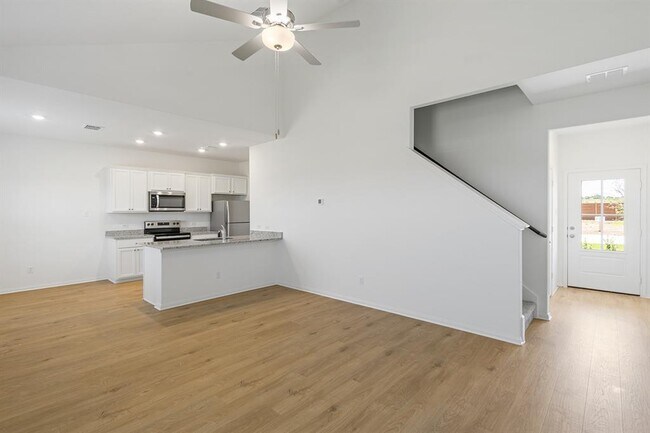 Photo - 104 Carmel Cyn Trl