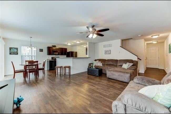 Photo - 117 Weatherby Landing Dr