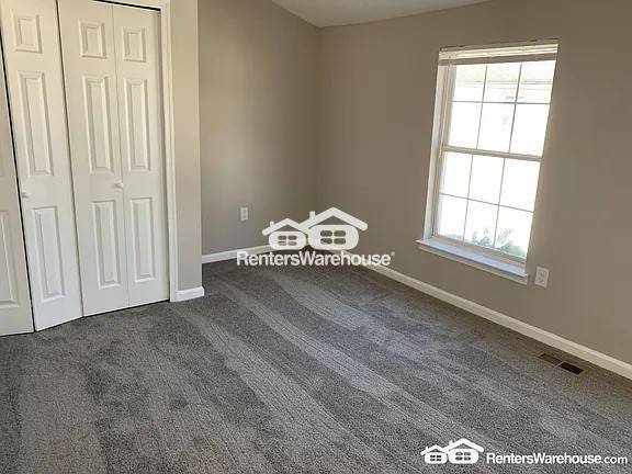 Photo - 8 Johnson Pl