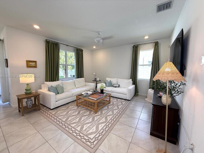 Photo - 13233 SW 272nd St