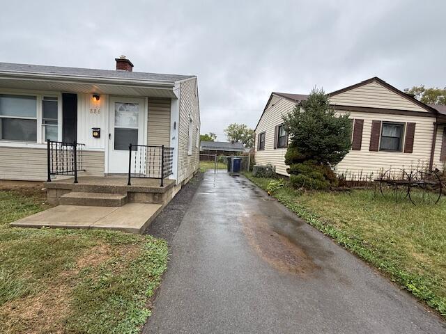 Photo - 886 Carolyn Ave