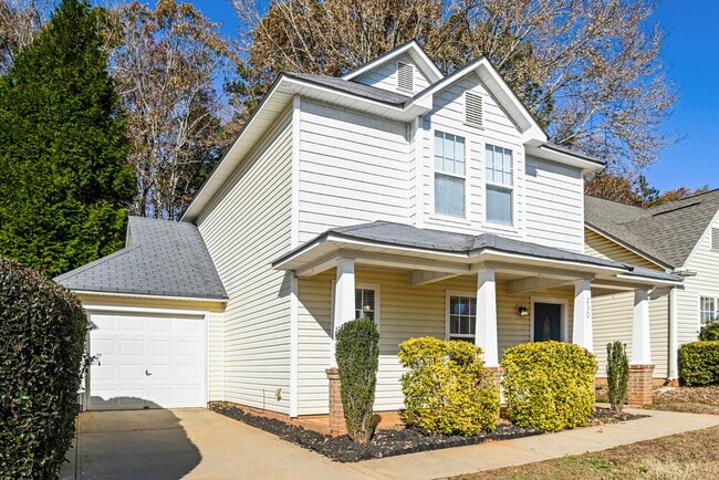 Photo - 230 Amir Cir