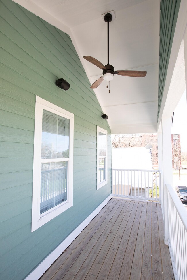 Photo - 219 E Morris St