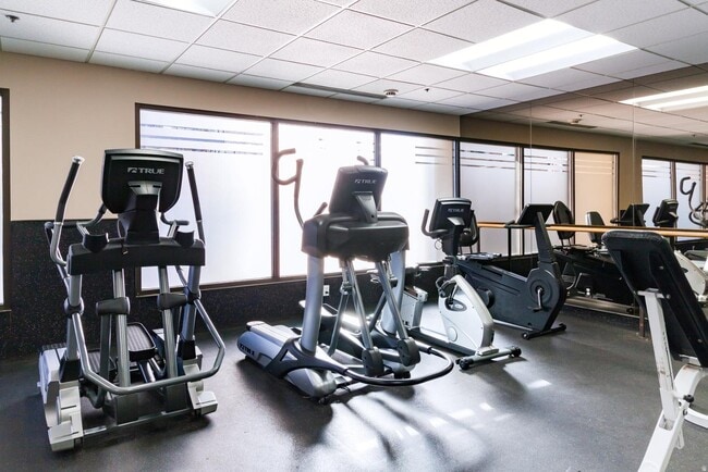 Photo - 44 W Broadway